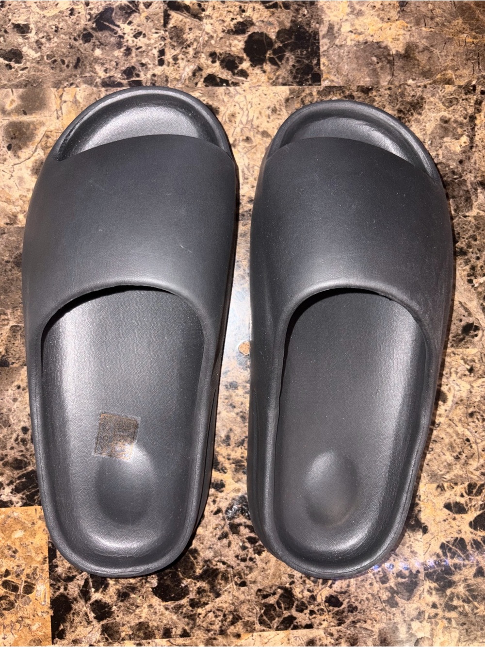 Yeezy Slide Slippers in Black